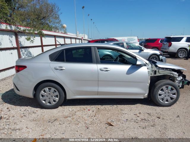 3KPA24AD8ME403664 KIA RIO S