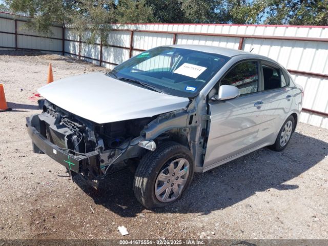 3KPA24AD8ME403664 KIA RIO S