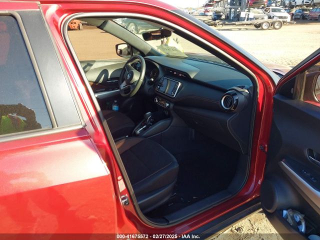 3N1CP5CU6JL529366 Nissan KICKS SR