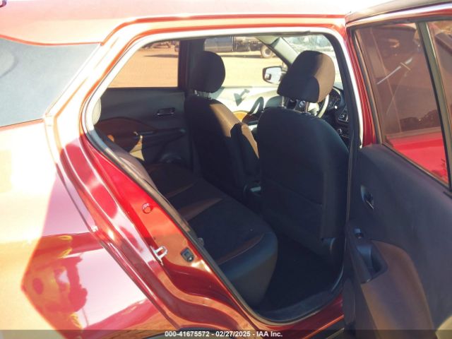 3N1CP5CU6JL529366 Nissan KICKS SR