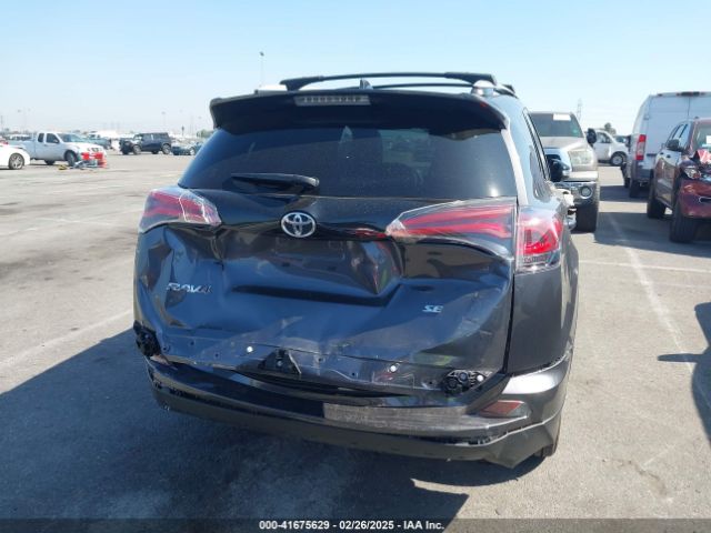 JTMNFREV3GJ070674 Toyota RAV4 SE