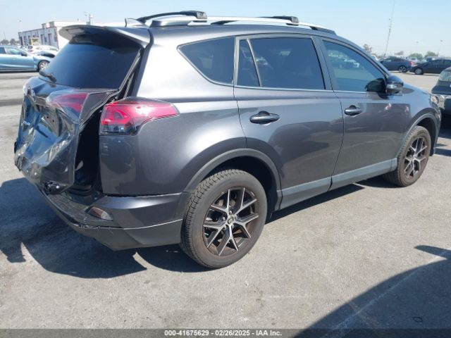 JTMNFREV3GJ070674 Toyota RAV4 SE