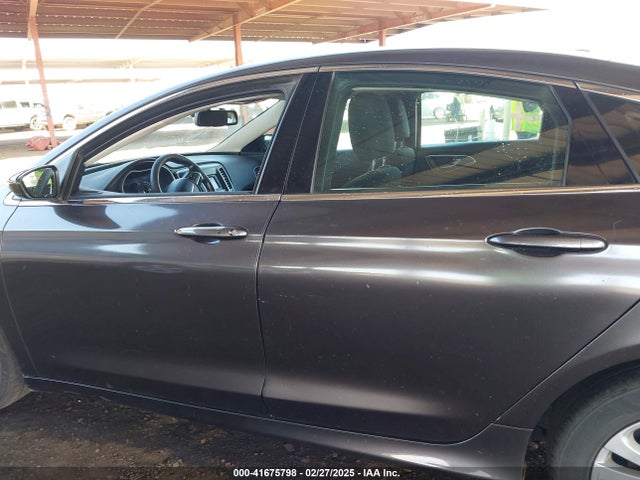 Chrysler 200 Limited 2015 1C3CCCAB5FN720674 Image 14