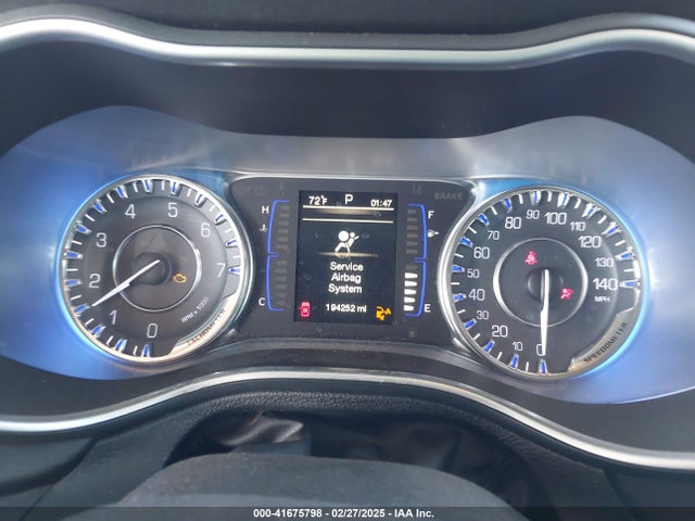 Chrysler 200 Limited 2015 1C3CCCAB5FN720674 Image 7