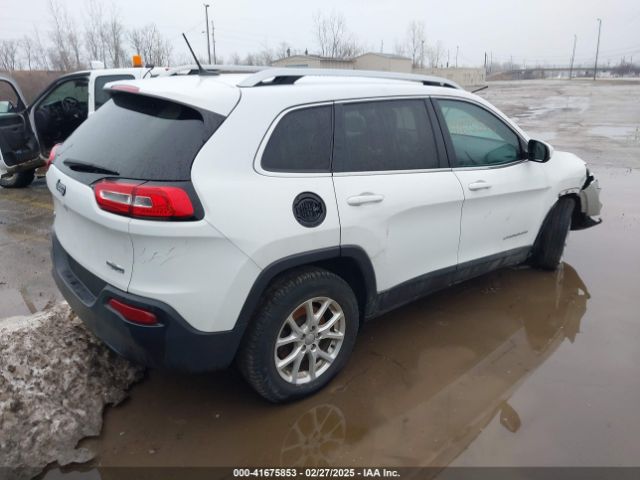 1C4PJMCB3GW193834 Jeep Cherokee Latitude