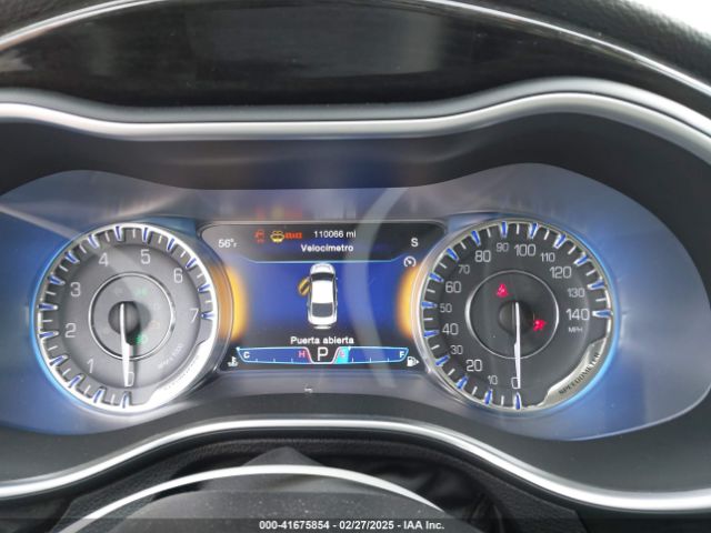 1C3CCCEG8FN674005 Chrysler 200 C