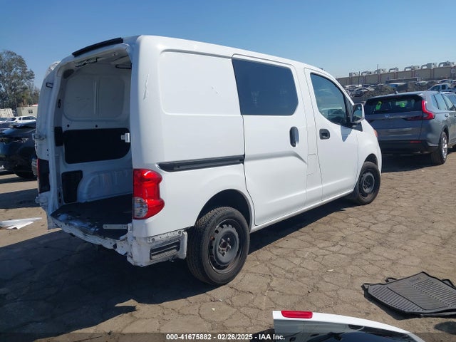 3N6CM0KN0LK709242 Nissan Nv200  Cargo Sv Xtronic Cvt