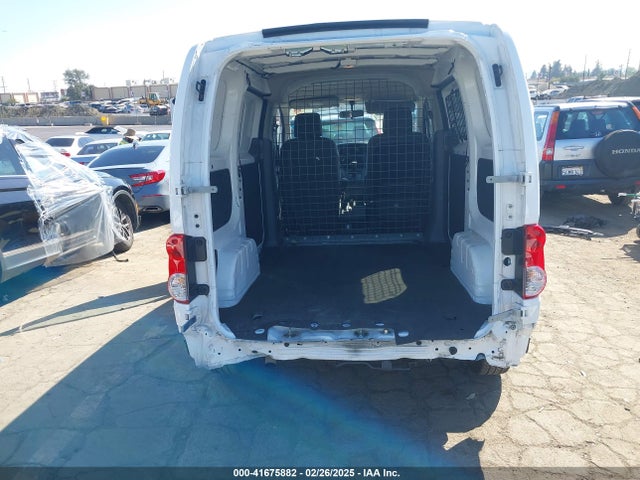 3N6CM0KN0LK709242 Nissan Nv200  Cargo Sv Xtronic Cvt