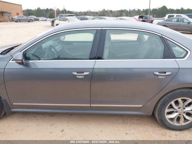 1VWAT7A32HC046465 Volkswagen Passat 1.8t S