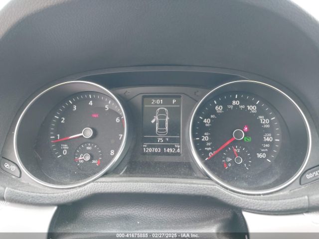 1VWAT7A32HC046465 Volkswagen Passat 1.8t S