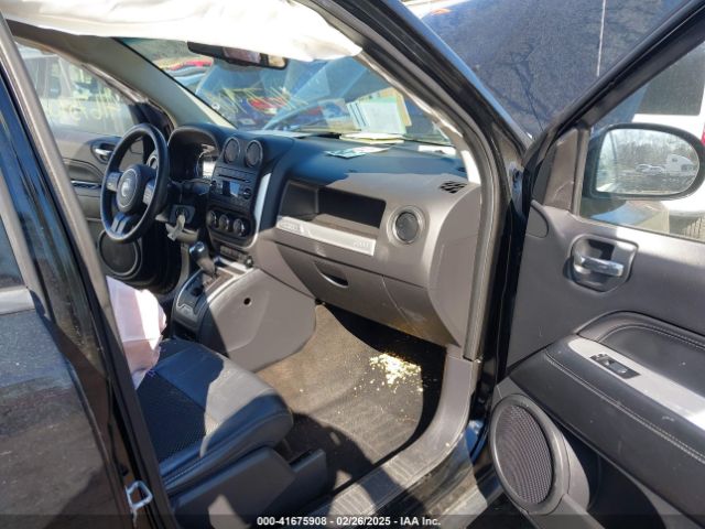 1C4NJDEB2ED626380 Jeep Compass Latitude