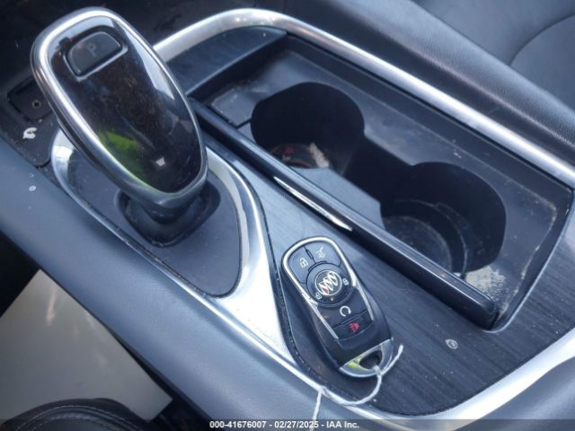 5GAERBKW8LJ125823 Buick Enclave Fwd Essence