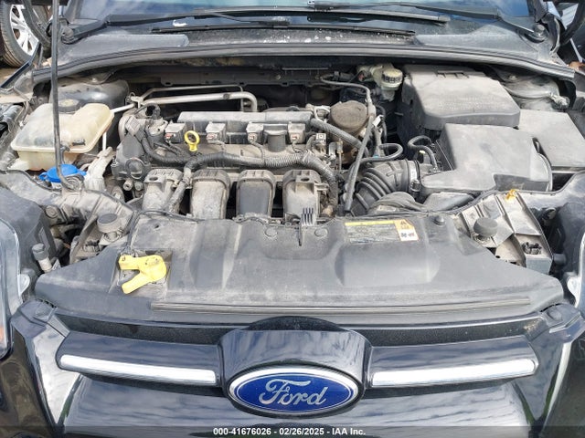 1FADP3F23EL215021 Ford FOCUS SE