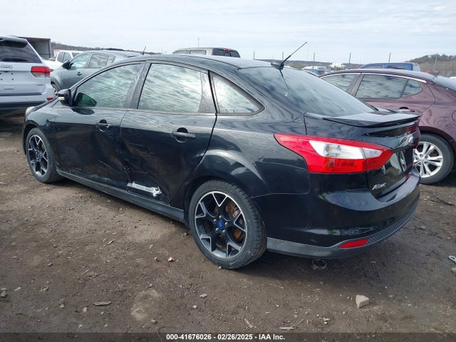 1FADP3F23EL215021 Ford FOCUS SE