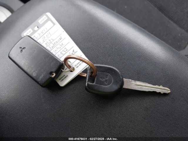 2004 MITSUBISHI ENDEAVOR 4A4MN31S84E005906 Photo 10