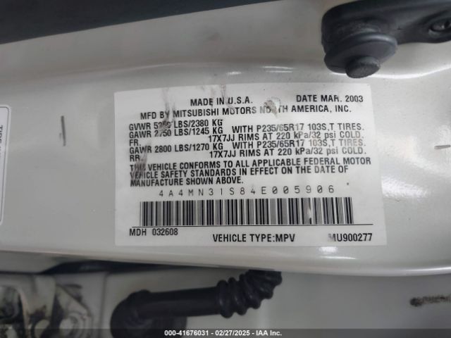 2004 MITSUBISHI ENDEAVOR 4A4MN31S84E005906 Photo 8
