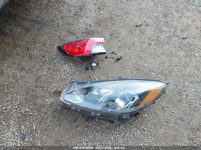 1FMCU9H9XMUA17388 Ford ESCAPE SEL