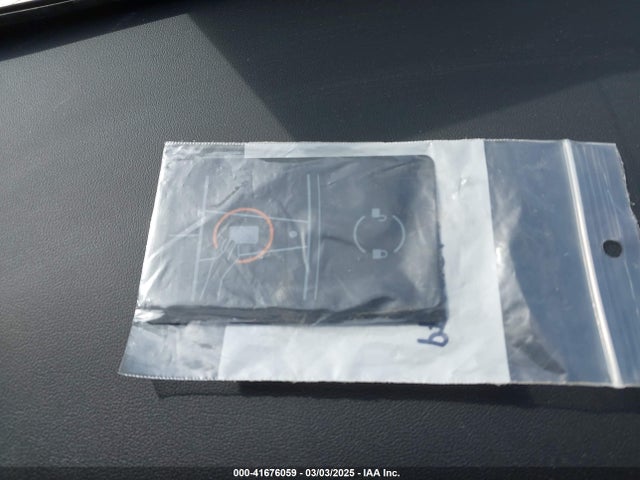 2023 TESLA MODEL Y 7SAYGDEE1PF755666 Photo 10