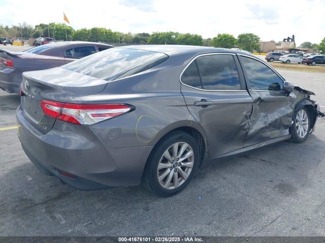 4T1B11HK3JU603533 Toyota CAMRY LE