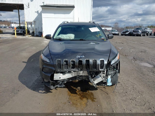 1C4PJMCS8GW253798 Jeep Cherokee Latitude