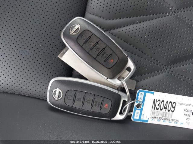JN8BT3DD8PW316725 Nissan Rogue Platinum Intelligent Awd