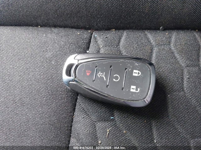 2GNAXUEV6K6219445 Chevrolet EQUINOX LT