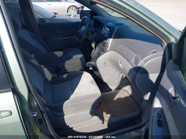 41676239 :رقم المزاد ، 5TDZK23C38S111363 vin ، 2008 Toyota Sienna Le مزاد بيع