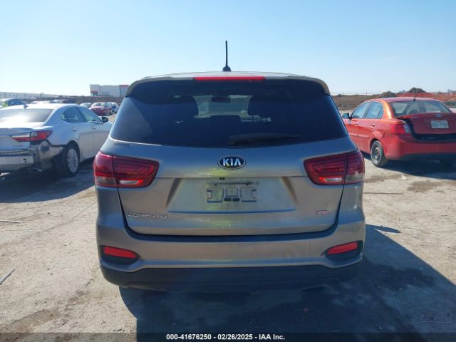 5XYPG4A39KG496696 KIA Sorento 2.4l L