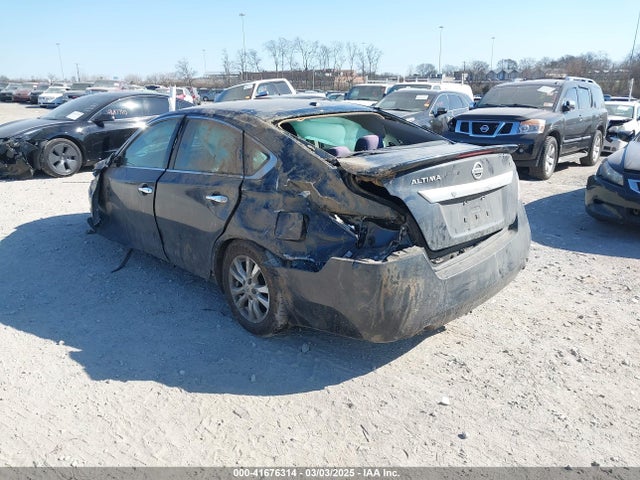 Nissan Altima 2.5 S 2015 1N4AL3AP1FC155906 Image 3