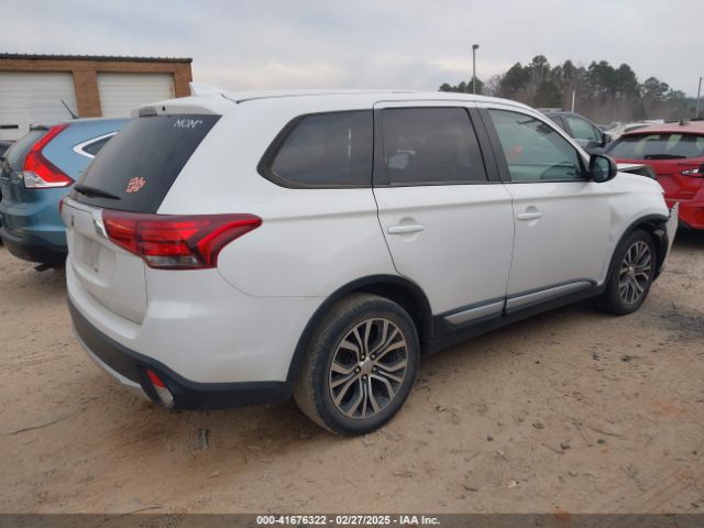 2017 MITSUBISHI OUTLANDER JA4AD2A3XHZ030377 Photo 3