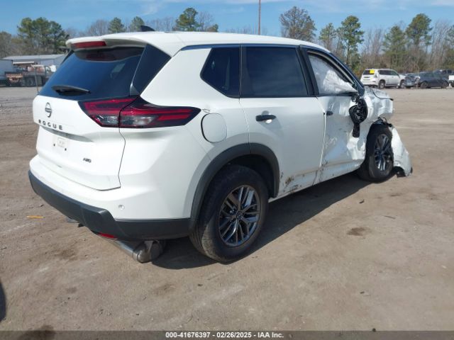 5N1BT3AB3RC677097 Nissan Rogue S Intelligent Awd