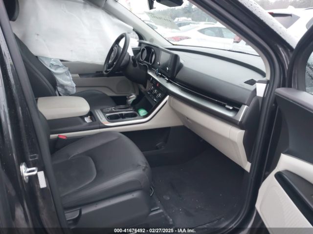 KNDNB4H31R6306513 KIA Carnival Mpv Lx Seat Package
