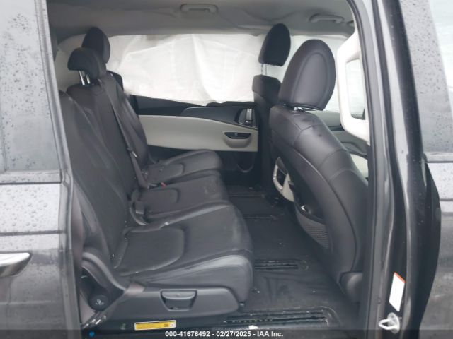 KNDNB4H31R6306513 KIA Carnival Mpv Lx Seat Package