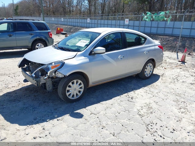3N1CN7AP4KL878414 Nissan Versa 1.6 Sv
