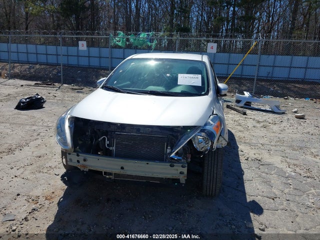 3N1CN7AP4KL878414 Nissan Versa 1.6 Sv