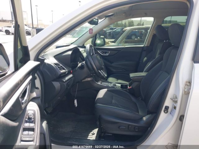 JF2SKAJC4LH581561 Subaru Forester Premium