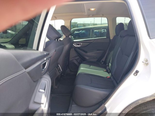 JF2SKAJC4LH581561 Subaru Forester Premium