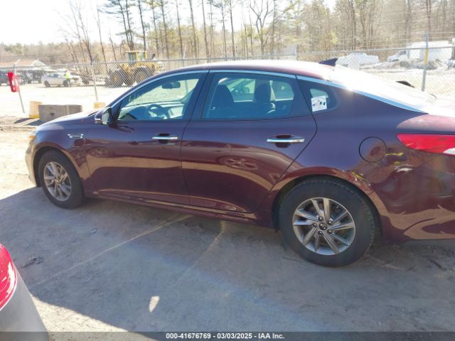5XXGT4L38LG393235 KIA Optima Lx