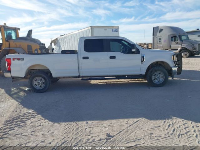 1FT7W2B69HEE55373 Ford F-250 Xl