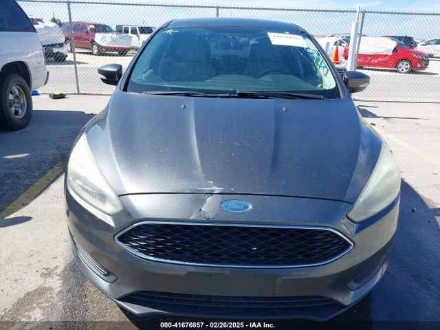 Ford FOCUS SE 2017 1FADP3F25HL249059 Image 6