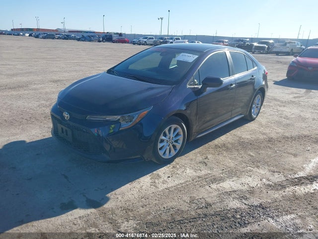 Toyota COROLLA LE 2022 5YFVPMAE1NP362421 Image 2