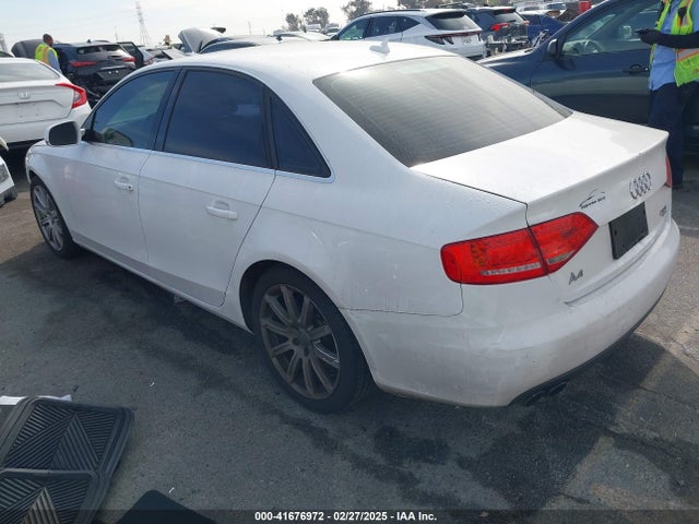 2010 AUDI A4 WAUFFAFL3AN059027 Photo 2