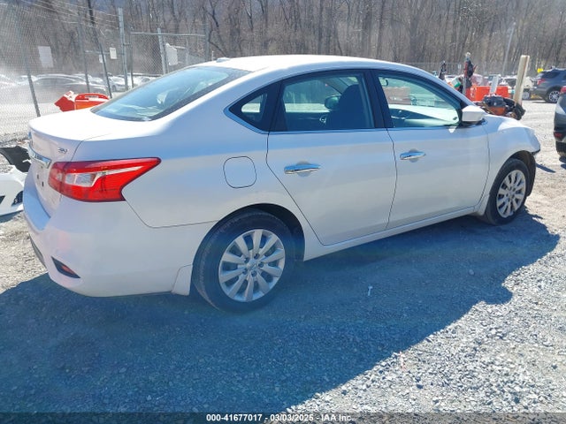 3N1AB7AP7HY383829 Nissan SENTRA SV