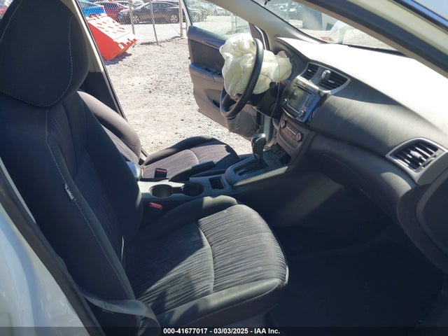 3N1AB7AP7HY383829 Nissan SENTRA SV