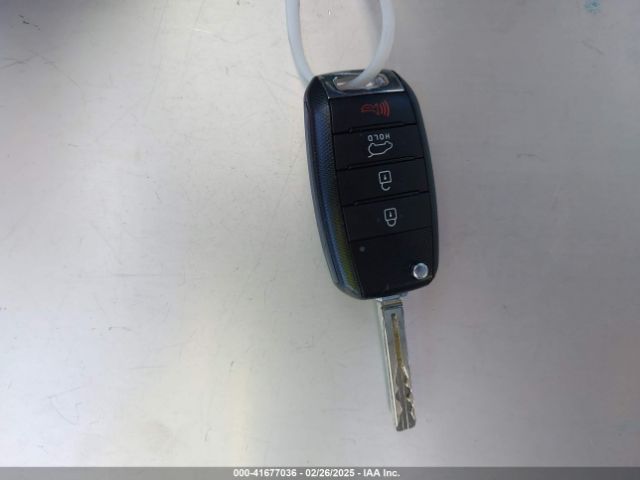 KNDJN2A2XJ7535413 KIA Soul