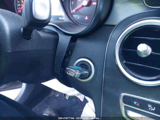 55SWF4JB9JU275433 Mercedes-Benz C 300