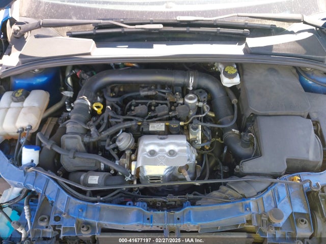 1FADP3FEXJL238431 Ford FOCUS SE