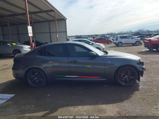 ZARFAMBN4R7683046 Alfa Romeo Giulia Ti Rwd