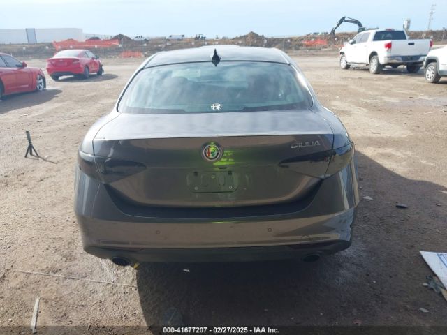 ZARFAMBN4R7683046 Alfa Romeo Giulia Ti Rwd