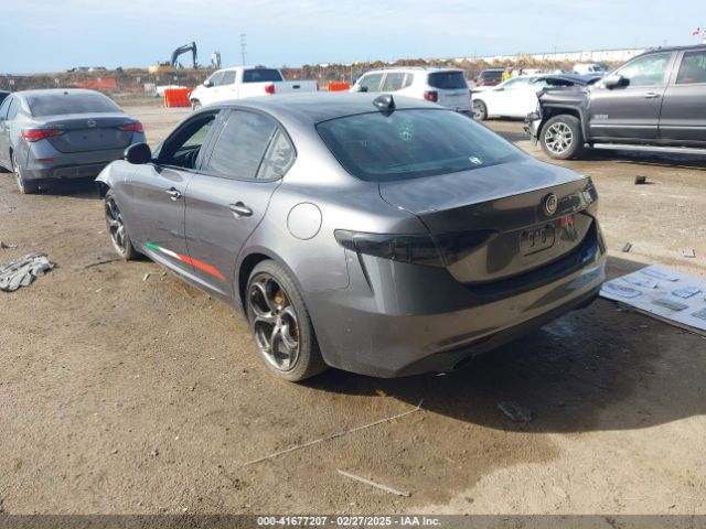 ZARFAMBN4R7683046 Alfa Romeo Giulia Ti Rwd